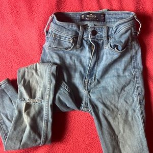 00s Hollister skinny.